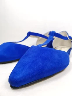 Bailarina Abril azul