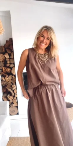 Blusa chocolate