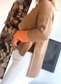 Chaqueta Suiza camel