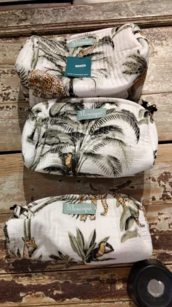 Neceser Safari