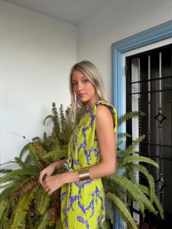 Traje Dominica