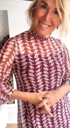 Vestido Kuogue morado